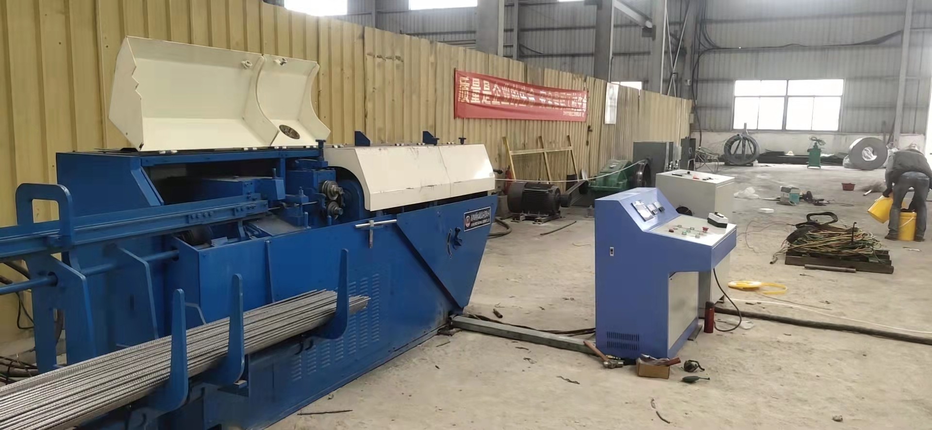Double rolling on-line straightening unit (with Luoyang straightening machine) image 5