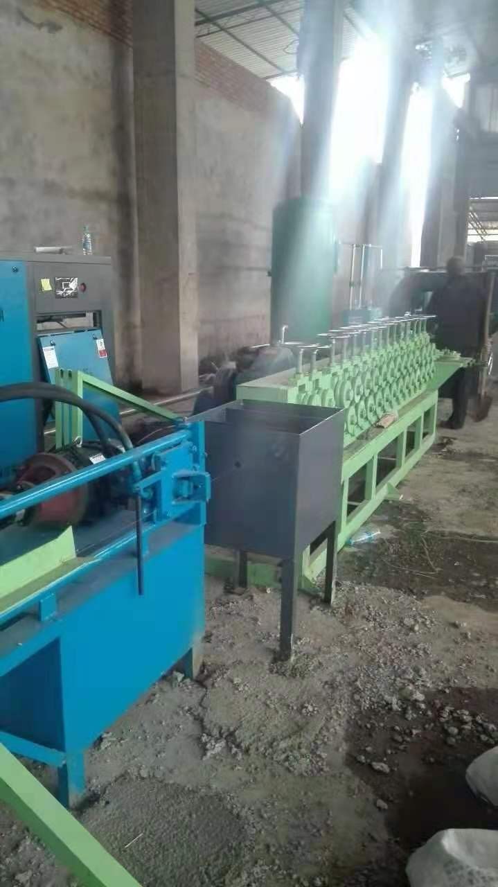Zinc-spraying reinforcing steel bar mechanical equipment image 2