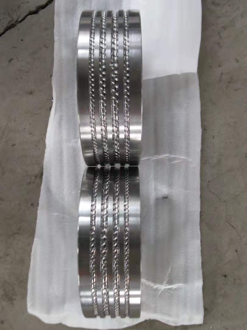 Dihedral ribbed roll image 1